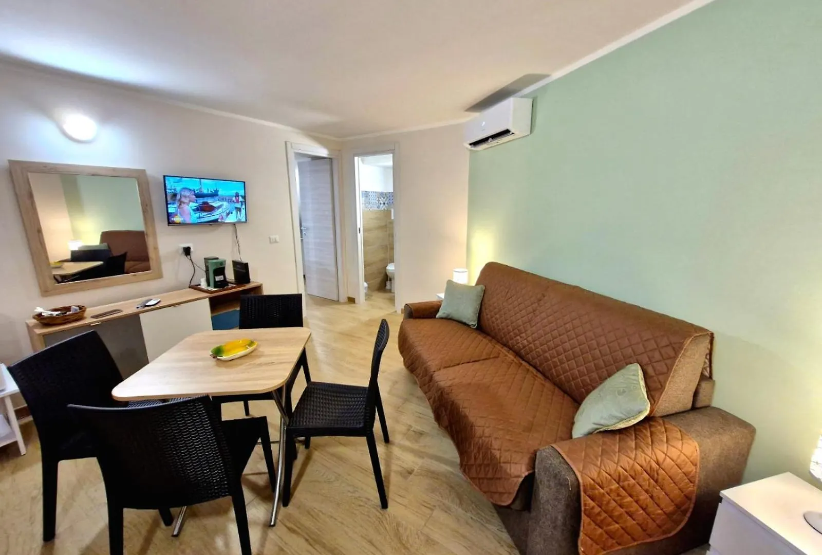 Medea Apartment Syracuse